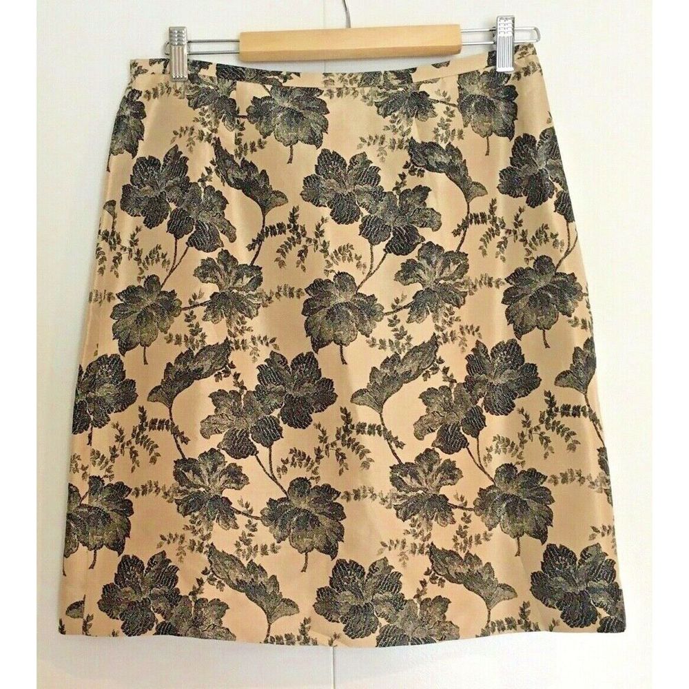 Ann Taylor Lined Silk Size 10 NWOT